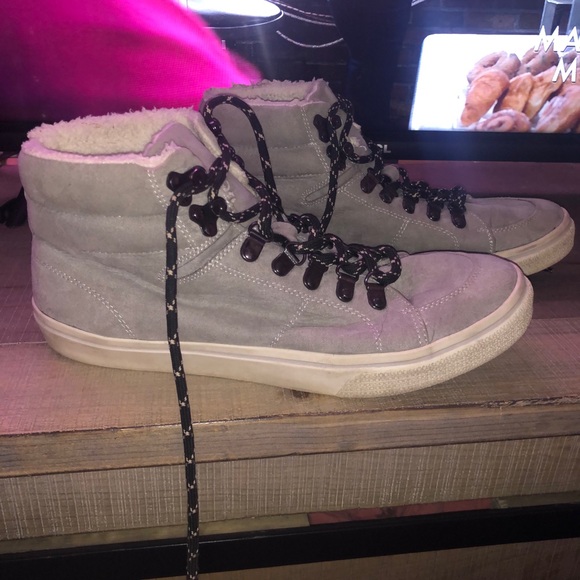 Women’s sneakers - Picture 1 of 2